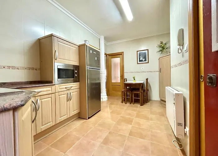 Tranquilo Cerca Del Casco Viejo Μπιλμπάο